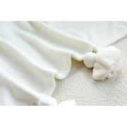 Amelie Home - Milky Powder Pluche Deken Met Kwastjes - Créme - 150x200...