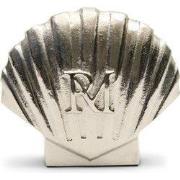 Shell Statue