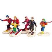 Winter fun figurines