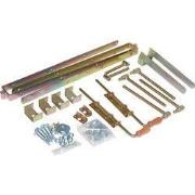 Hang- en sluitwerk inrijpoort Tuindeco